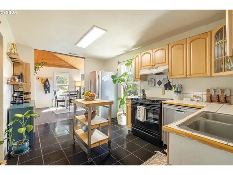 917 NW Greeley Street Camas WA 98607