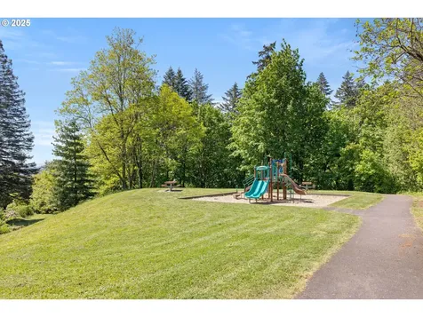 917 NW Greeley Street Camas WA 98607