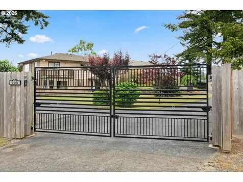 905 Barbra Lane Brookings OR 97415