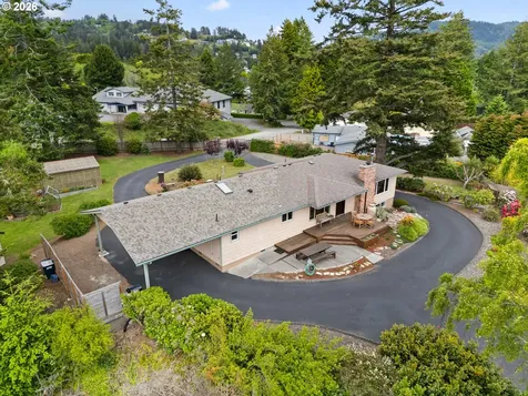 905 Barbra Lane Brookings OR 97415