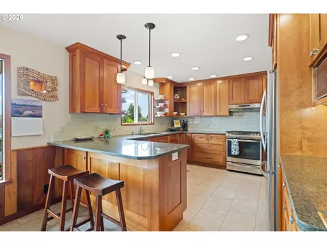 905 Barbra Lane Brookings OR 97415