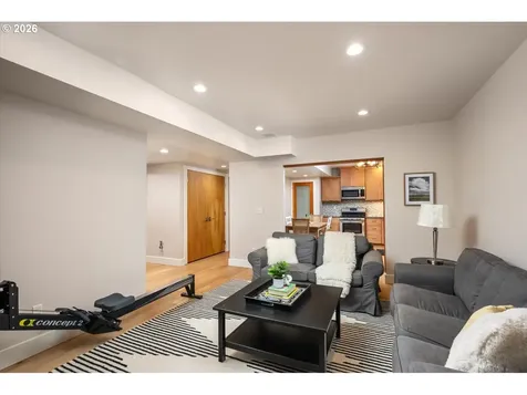 4602 SW 25th Avenue Portland OR 97239