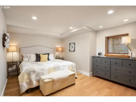 4602 SW 25th Avenue Portland OR 97239