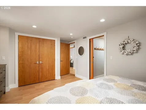 4602 SW 25th Avenue Portland OR 97239