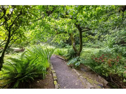 4602 SW 25th Avenue Portland OR 97239
