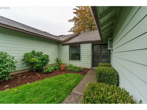4248 NE 125th Place Portland OR 97230