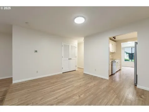 4248 NE 125th Place Portland OR 97230