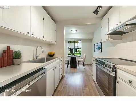 4248 NE 125th Place Portland OR 97230