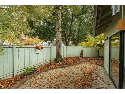 4248 NE 125th Place Portland OR 97230