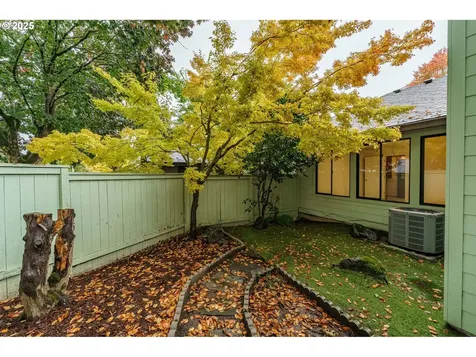 4248 NE 125th Place Portland OR 97230
