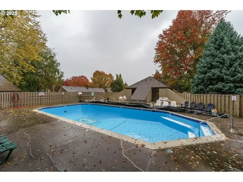 4248 NE 125th Place Portland OR 97230