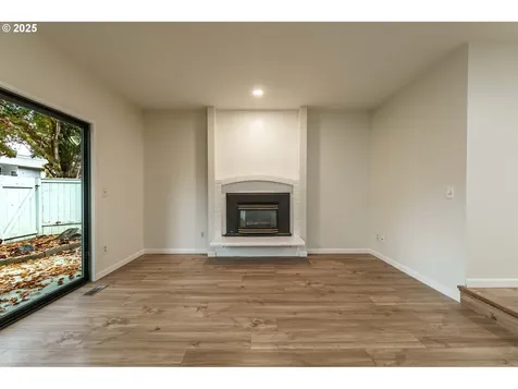 4248 NE 125th Place Portland OR 97230