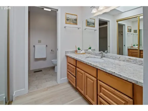 8720 SW Suffolk Court Beaverton OR 97008