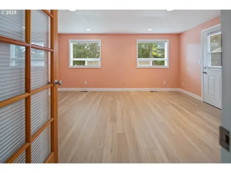 8720 SW Suffolk Court Beaverton OR 97008