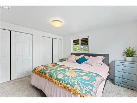 11705 SE Pine Street Portland OR 97216