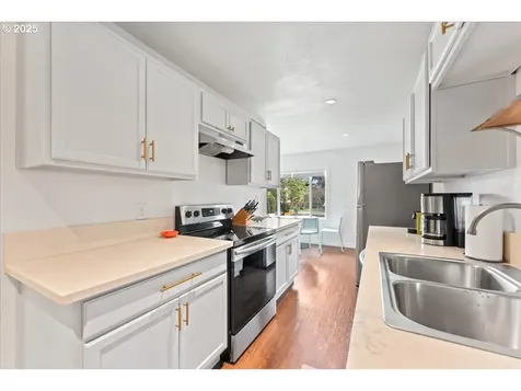 11705 SE Pine Street Portland OR 97216