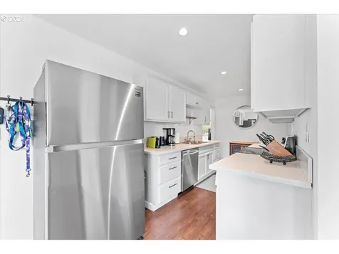 11705 SE Pine Street Portland OR 97216