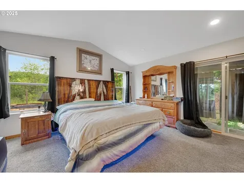 17205 Oakdale Road Dallas OR 97338