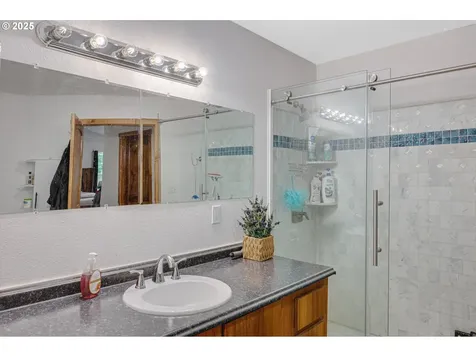 17205 Oakdale Road Dallas OR 97338