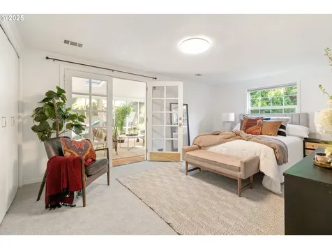 7076 SW Rice Court Portland OR 97223