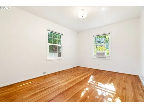 7076 SW Rice Court Portland OR 97223