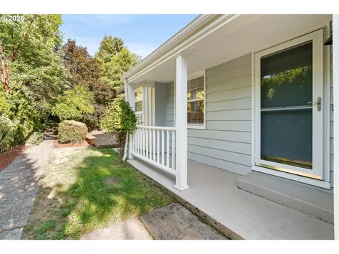 7076 SW Rice Court Portland OR 97223