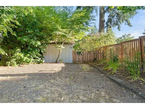 7076 SW Rice Court Portland OR 97223