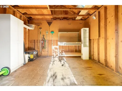 7076 SW Rice Court Portland OR 97223