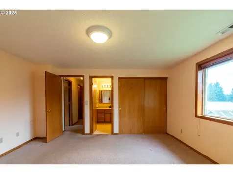 6652 Sweetwater Lane SE Salem OR 97317