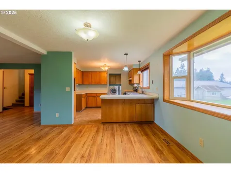 6652 Sweetwater Lane SE Salem OR 97317