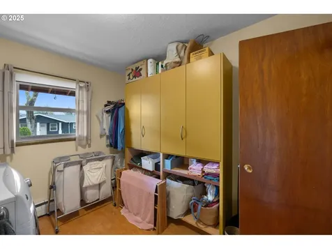 7015 SE 87th Avenue Portland OR 97266
