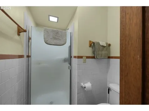 7015 SE 87th Avenue Portland OR 97266