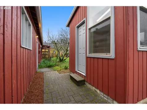 7015 SE 87th Avenue Portland OR 97266