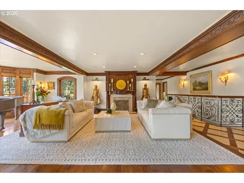 1527 Lake Front Road Lake Oswego OR 97034