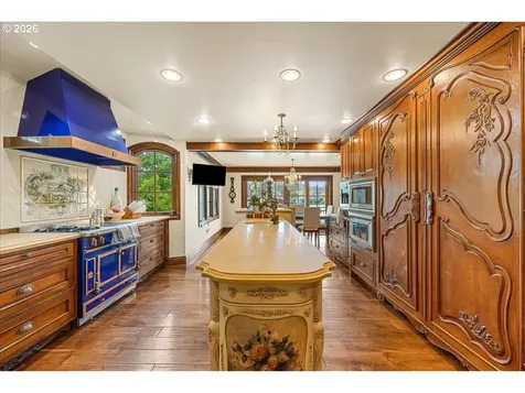 1527 Lake Front Road Lake Oswego OR 97034