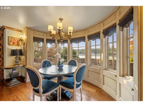 1527 Lake Front Road Lake Oswego OR 97034