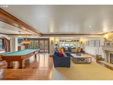 1527 Lake Front Road Lake Oswego OR 97034