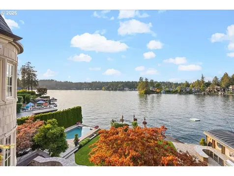 1527 Lake Front Road Lake Oswego OR 97034