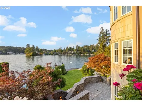 1527 Lake Front Road Lake Oswego OR 97034