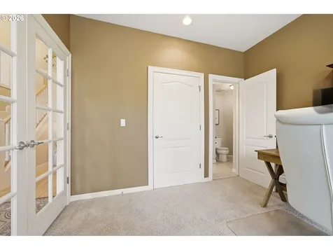18009 NE 25th Street Vancouver WA 98684