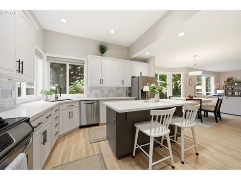 18009 NE 25th Street Vancouver WA 98684