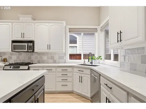 18009 NE 25th Street Vancouver WA 98684