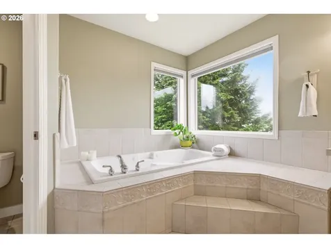18009 NE 25th Street Vancouver WA 98684