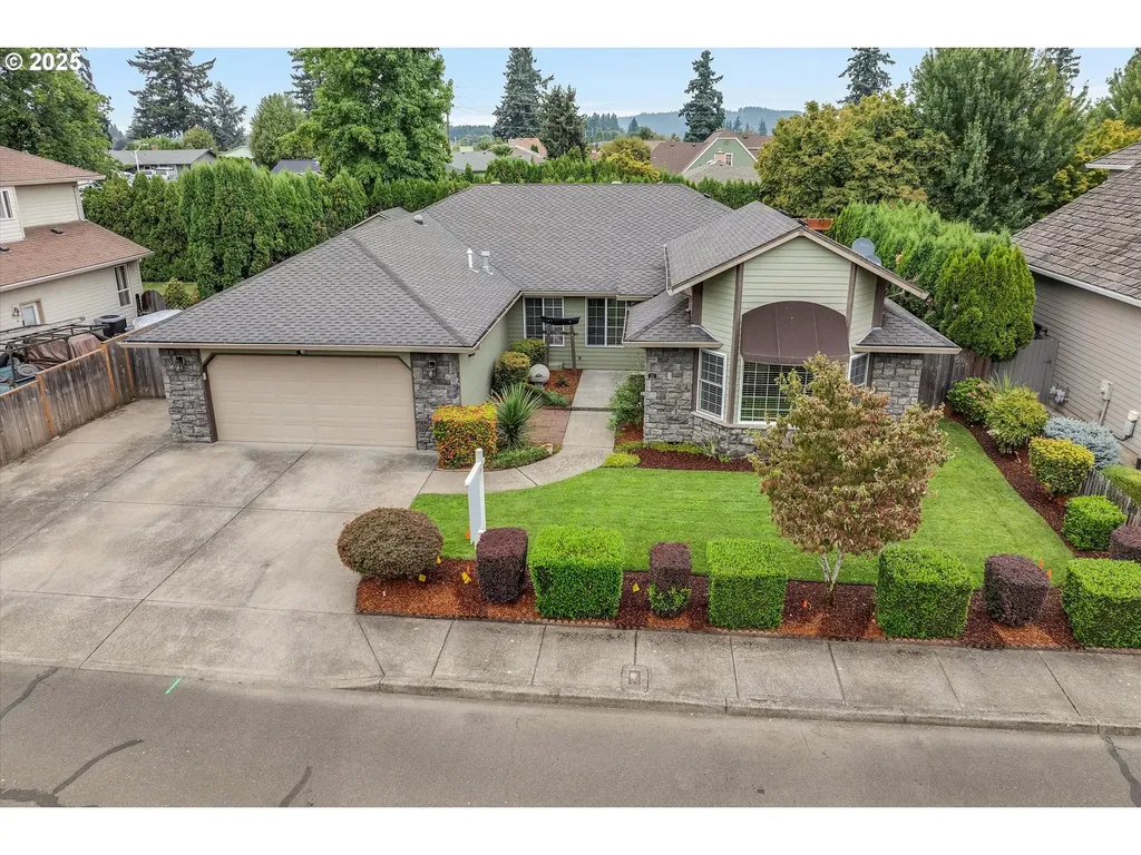 312 NE 14th Avenue Canby OR 97013