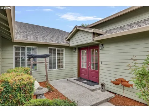 312 NE 14th Avenue Canby OR 97013