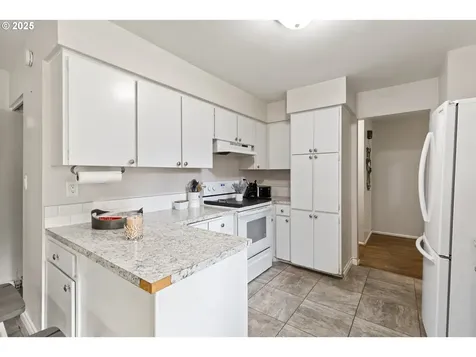 1004 Oak Street Kelso WA 98626
