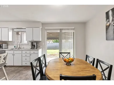 1004 Oak Street Kelso WA 98626
