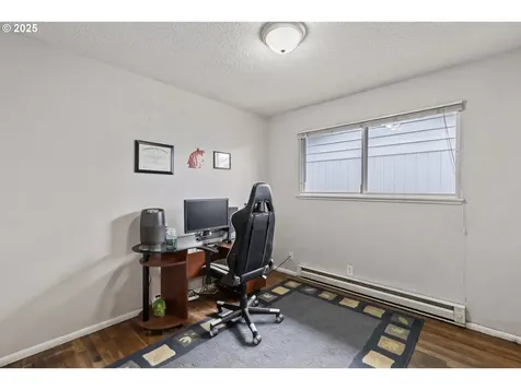 1004 Oak Street Kelso WA 98626