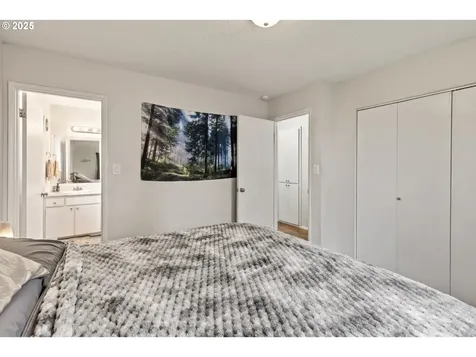 1004 Oak Street Kelso WA 98626