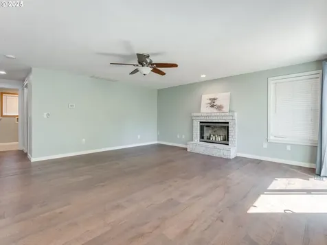 1713 NW 90th Street Vancouver WA 98665